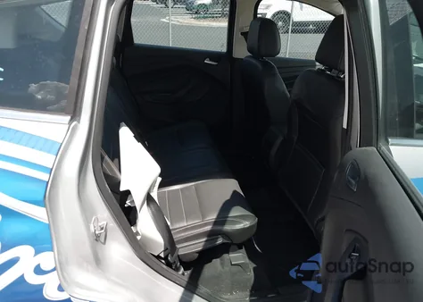 2015 Ford C-Max Energi Sel z USA, uszkodzony, nr VIN 1FADP5CU9FL124693